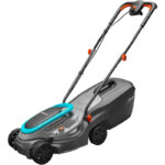 Cortacésped eléctrico GARDENA PowerMax 1200/32 G2 de 1.200 vatios para hasta 300 m²